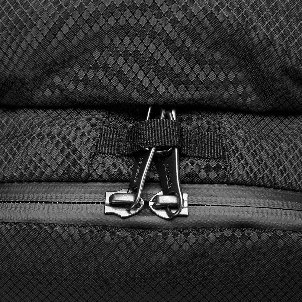 Pacsafe Venturesafe X30 Anti-theft Backpack