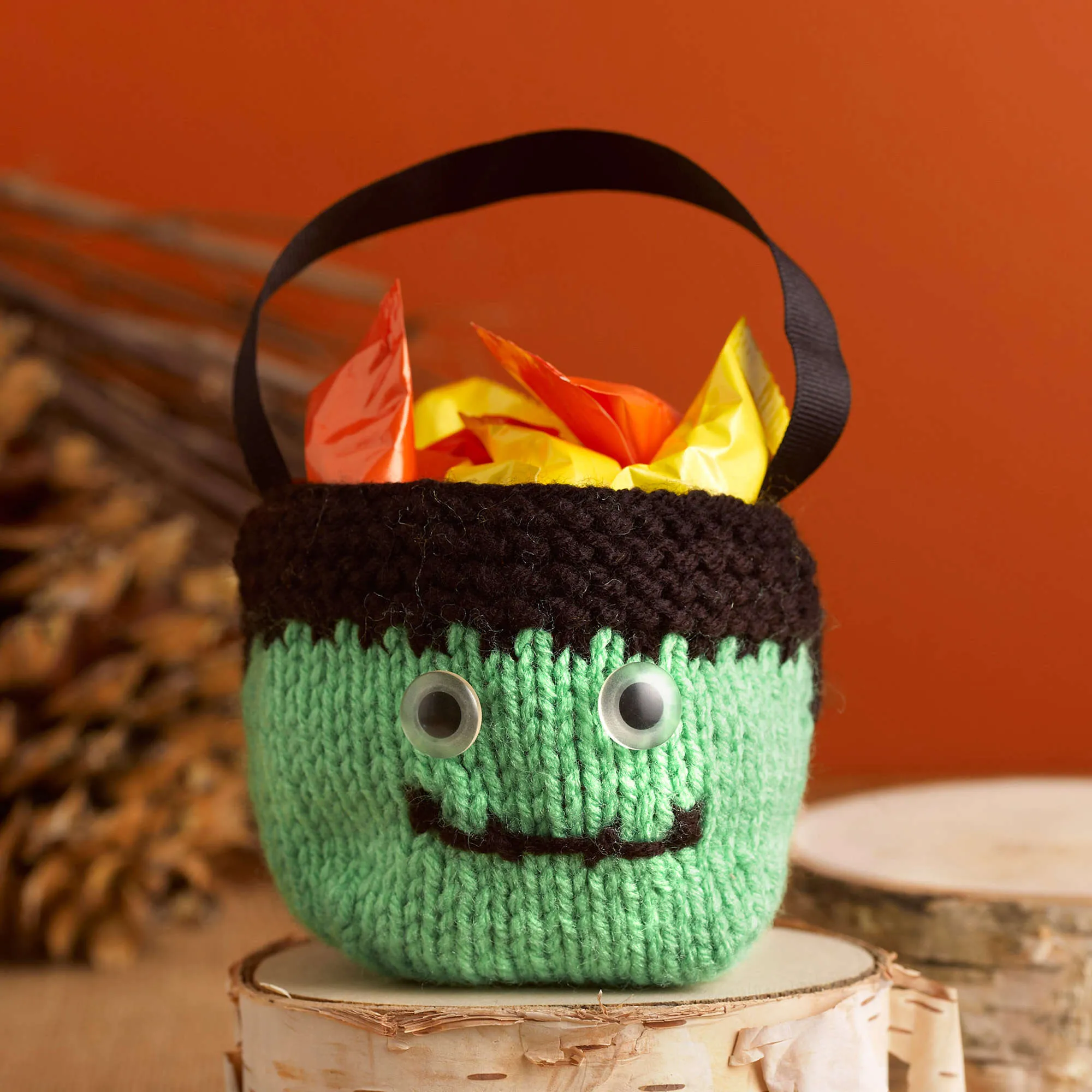 Red Heart Knit Trio Of Treat Bags