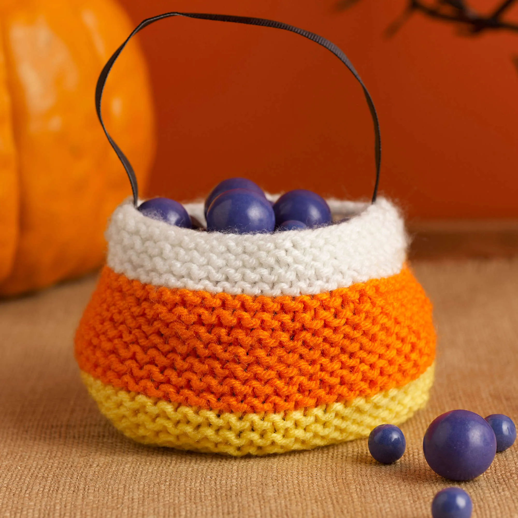 Red Heart Knit Trio Of Treat Bags
