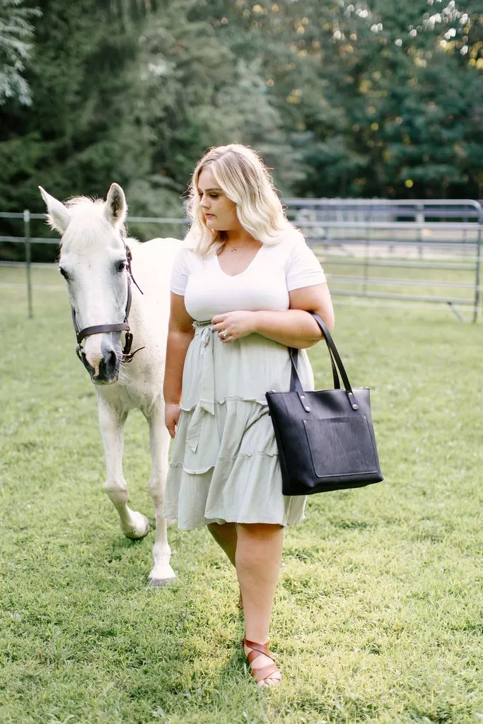 Urban Zipper Tote Bag